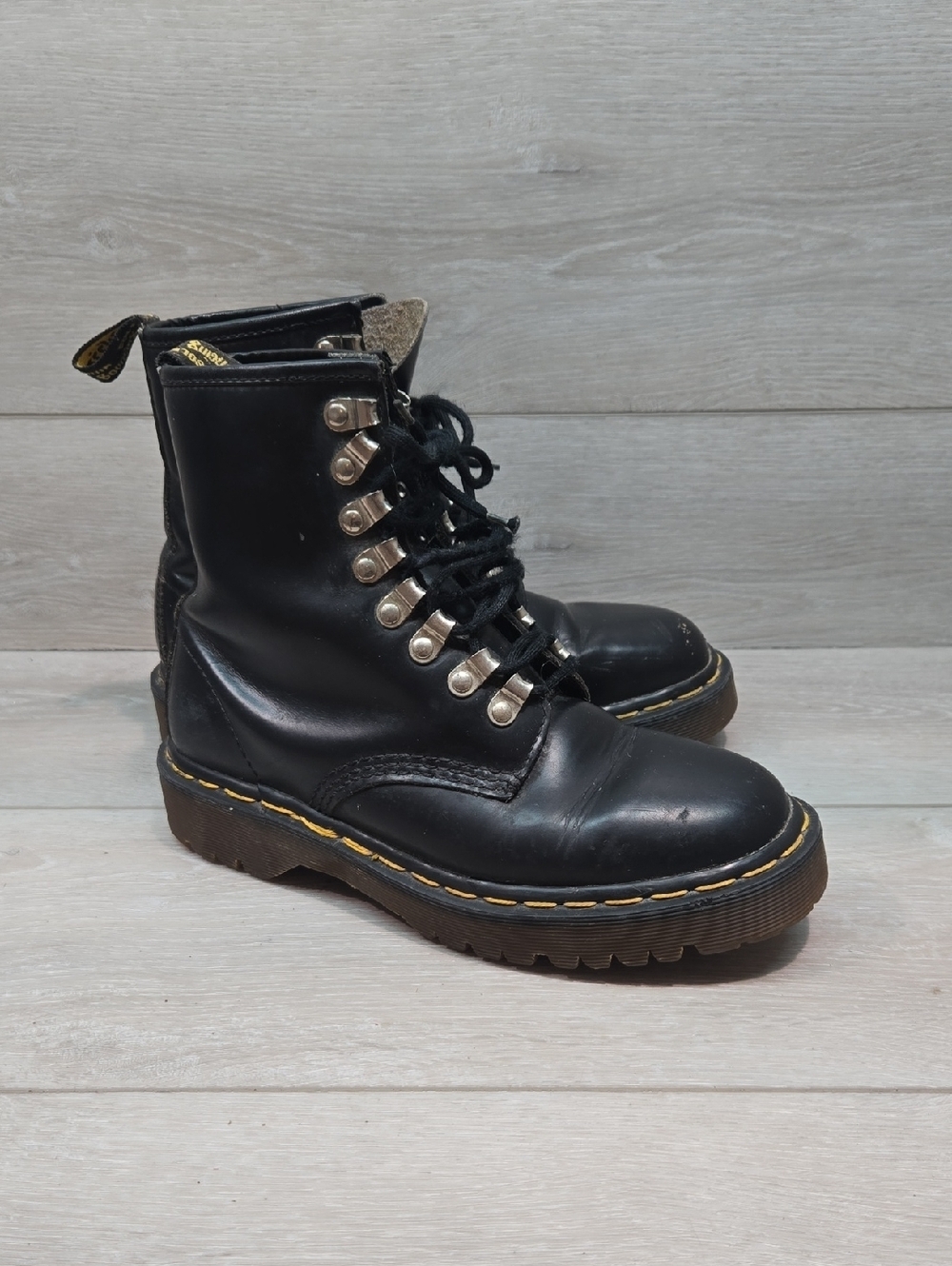 Vintage Dr.Doc Martens Wom England Lace Up High Top Chuncky Boots Shoes UK5 US6